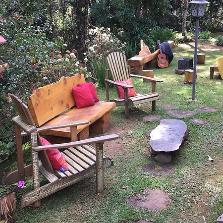 Apartamento em Condomínio Campos do Jordão Exterior foto