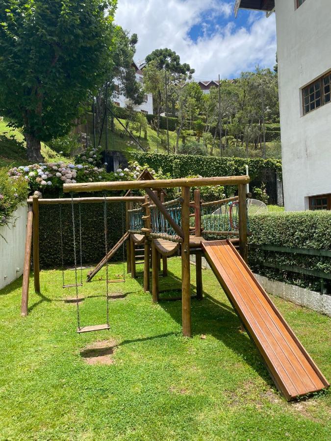 Apartamento em Condomínio Campos do Jordão Exterior foto